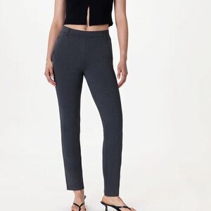 🩶 NWT Quince Ultra-Stretch Ponte Straight Leg Pants Size M Petite ✨